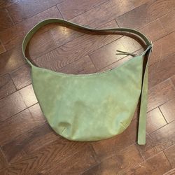 New Women’s Pale Green Adjustable Purse / Crossbody Bag $20