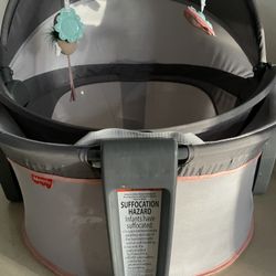 Fisher-Price On-the-Go Infant Dome Portable Bassinet and Play