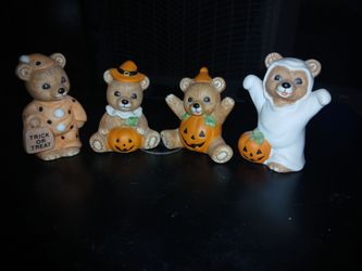 **VINTAGE** Homco Halloween Bear Figurine Set