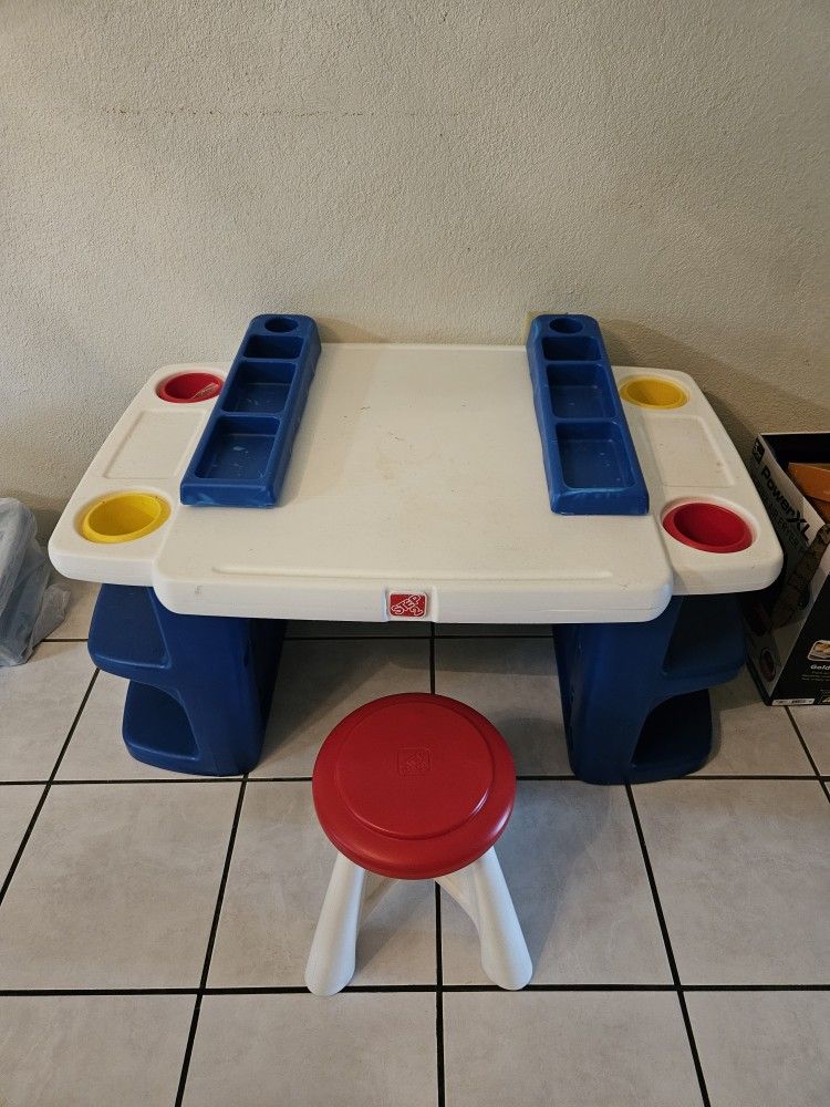 Step 2  Kids Desk