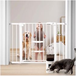 Baby Gate With Pet Door 29"-41"W x 36"H