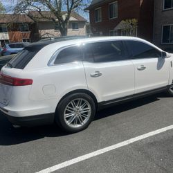 2016 Lincoln MKT