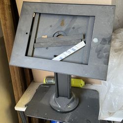 iPad Stand w/Lock