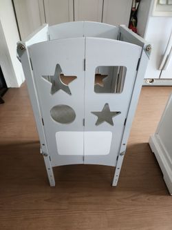Guidecraft Classic Kitchen Helper Toddler Tower