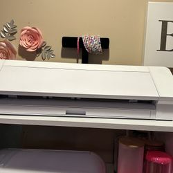 Silhouette Cameo 4 Plus