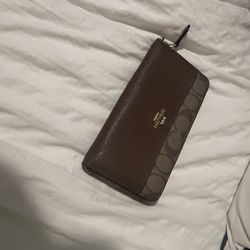 Brown Coach Wallet 
