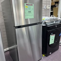 Refrigerator, LG New Open Box 30” Top Freezer Fridge 