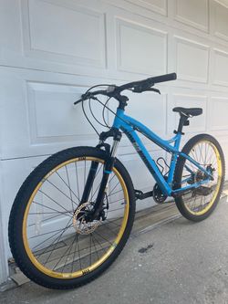 DIAMONDBACK Mountain Bike 27.5”
