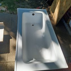 Fiber Glass Tub
