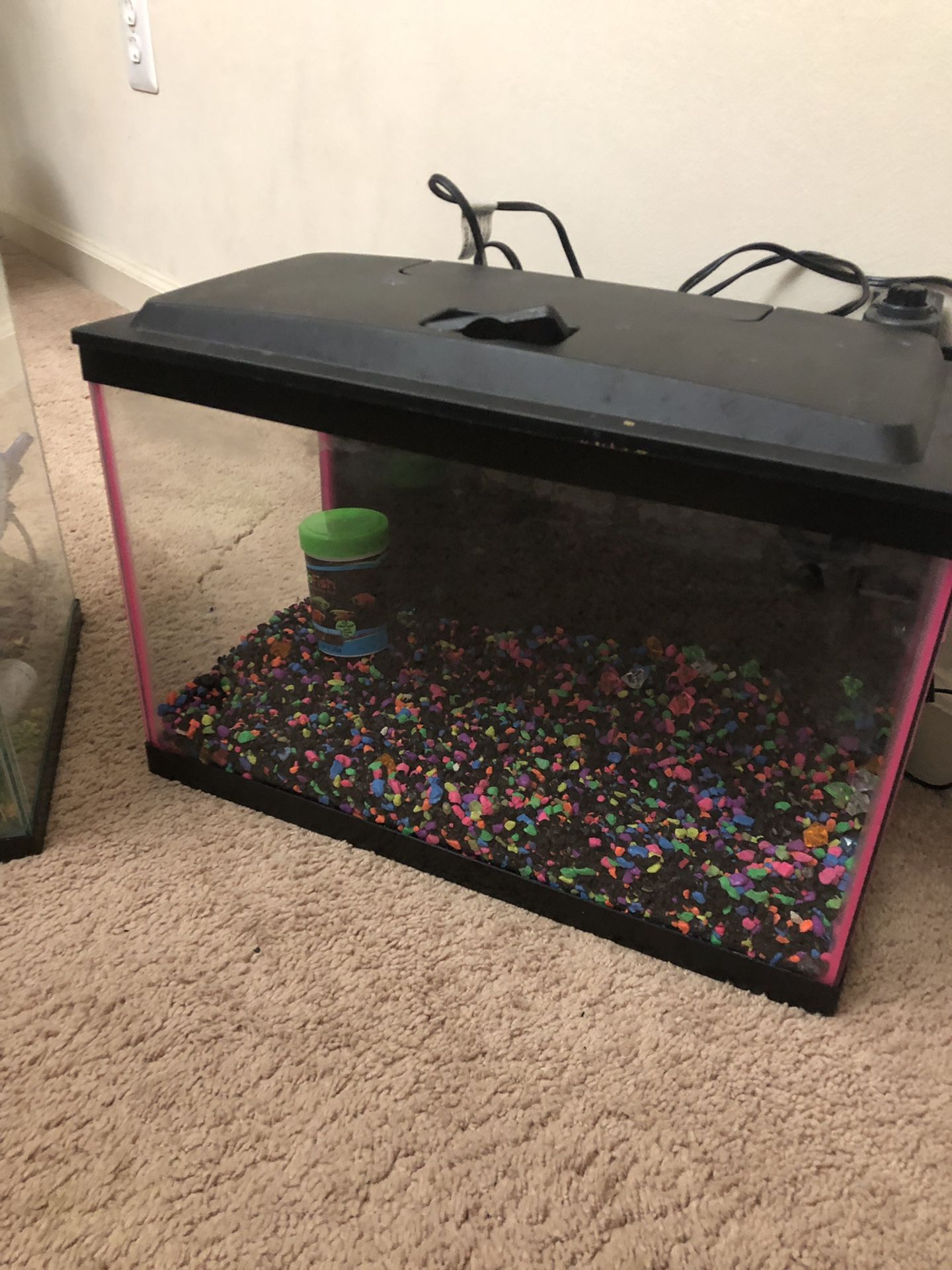 Fish tank 25 gal and 10 gal