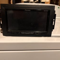 Pioneer Touch Screen Radio 