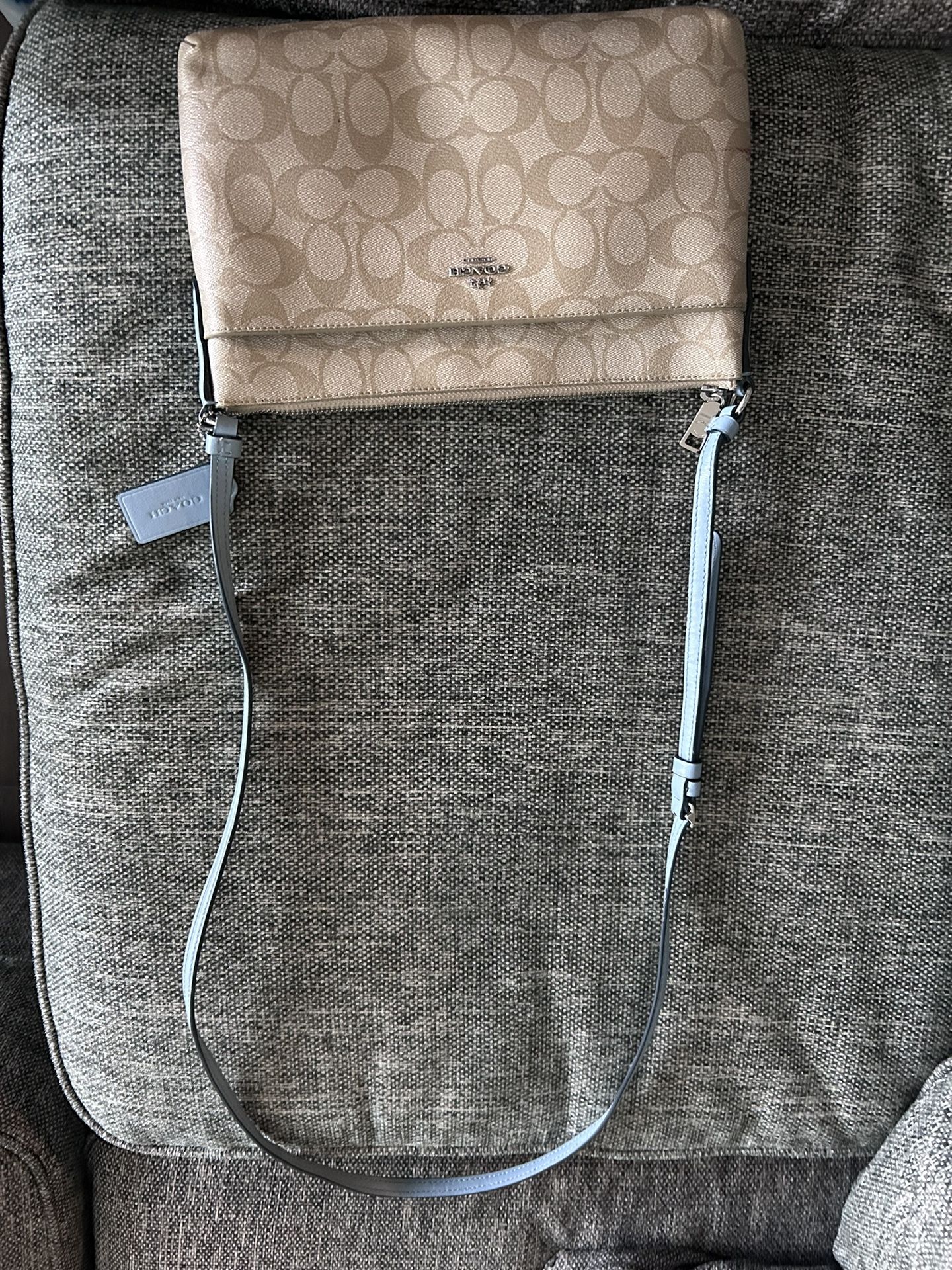 Coach Crossbody Purse !