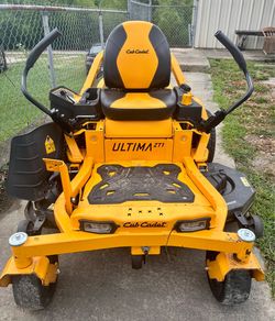 Preowned Cub Cadet Lawnmower for sale