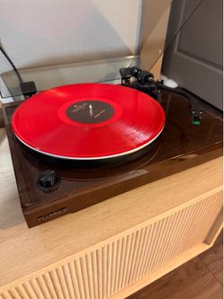 RT81 ELITE HIGH FIDELITY VINYL TURNTABLE