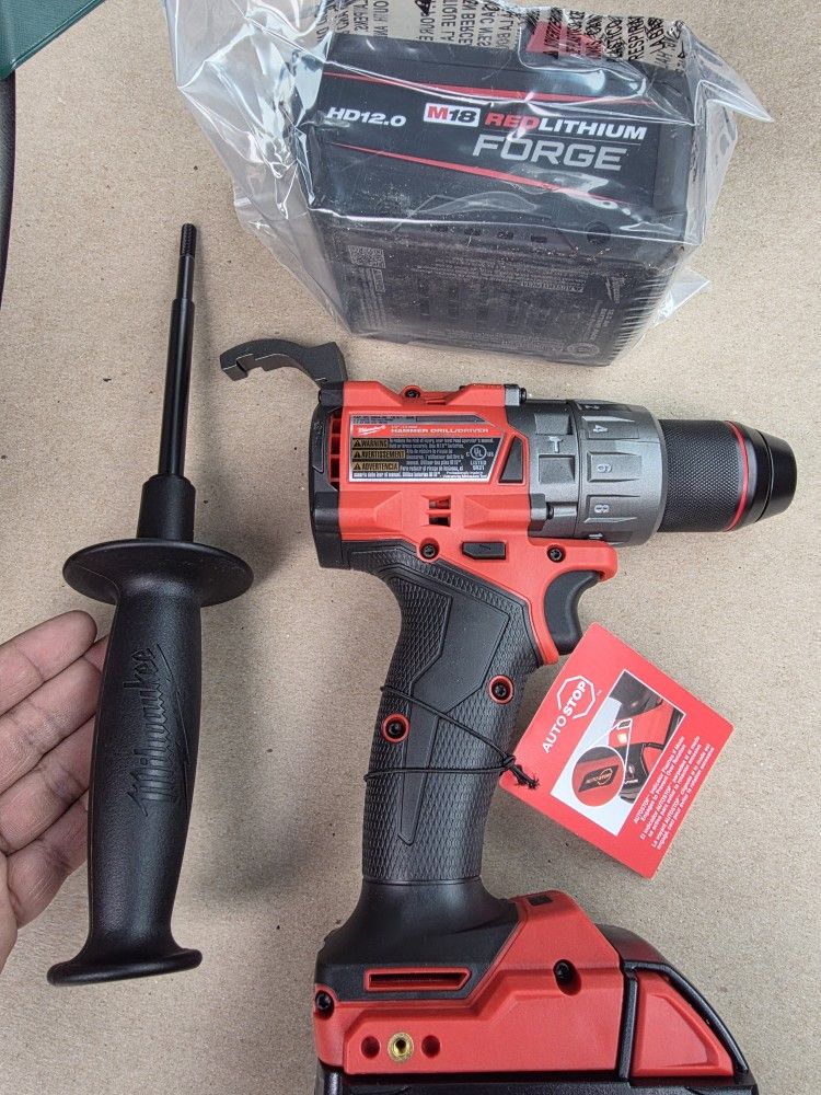 Milwaukee Hammer Drill And HD12.0 Battery 
