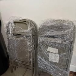 6 Heavy Duty Folding Chairs 