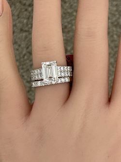 14K VS1/E 5.04CTW IGI Certified Lab Diamond Wedding Ring Set