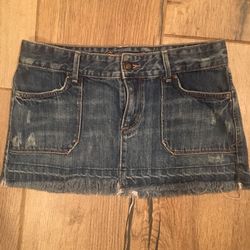 Abercrombie & Finch Jean skirt size 2