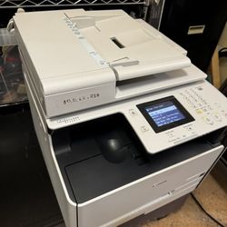 Printer Canon Color ImageClass MF628C. the black toner should be changed