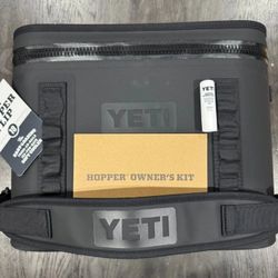 New YETI Hopper Flip 18 Portable Soft Cooler Black Model YHOPFLIP18