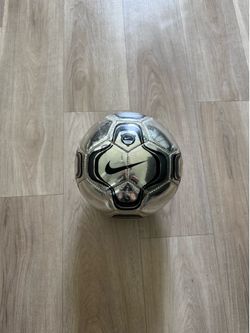 Nike Scorpion Ball 2002