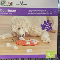 Dog Smart - Learning Dog Toy