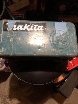Makita Grinder