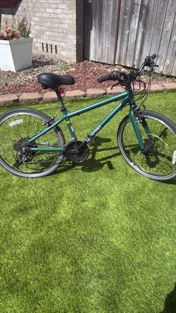 REI Rev City Co Op 24 Inch Kids Bike