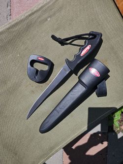 Berkley Fillet Knife with Sheath and Sharpener