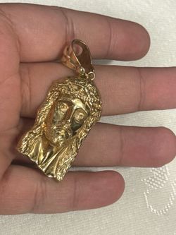 Dije de oro 10k 9.6gramos