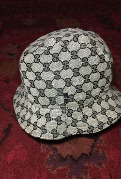 Gucci bucket hat