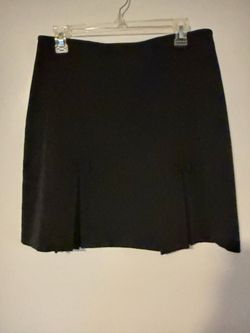 Black Skirt with Pleats and Bows