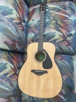 Yamaha FG800J Guitar