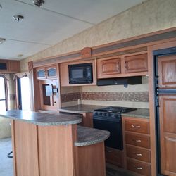 Rv 5th wheel