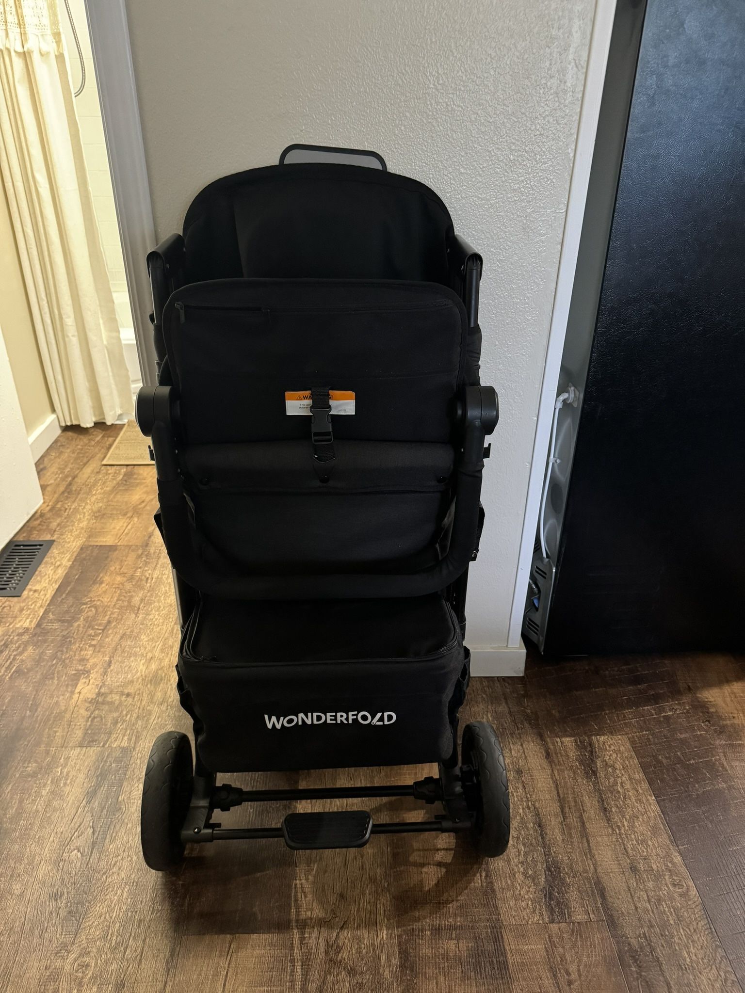 WONDERFOLD W2 Elite Pro Wagon Stroller - Jet Black