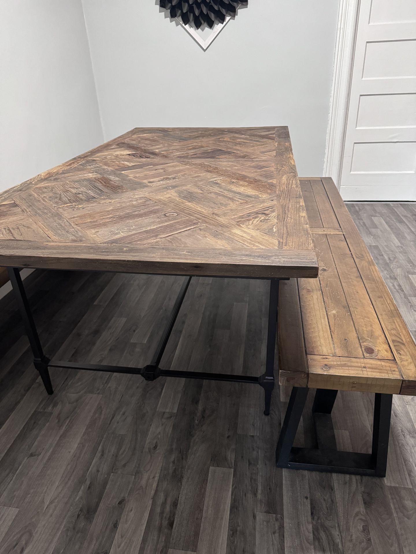 Pottery Barn Dining Table 