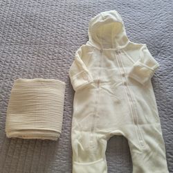 Baby Hooded Coverall Romper 6-9 Months  And Baby Blanket