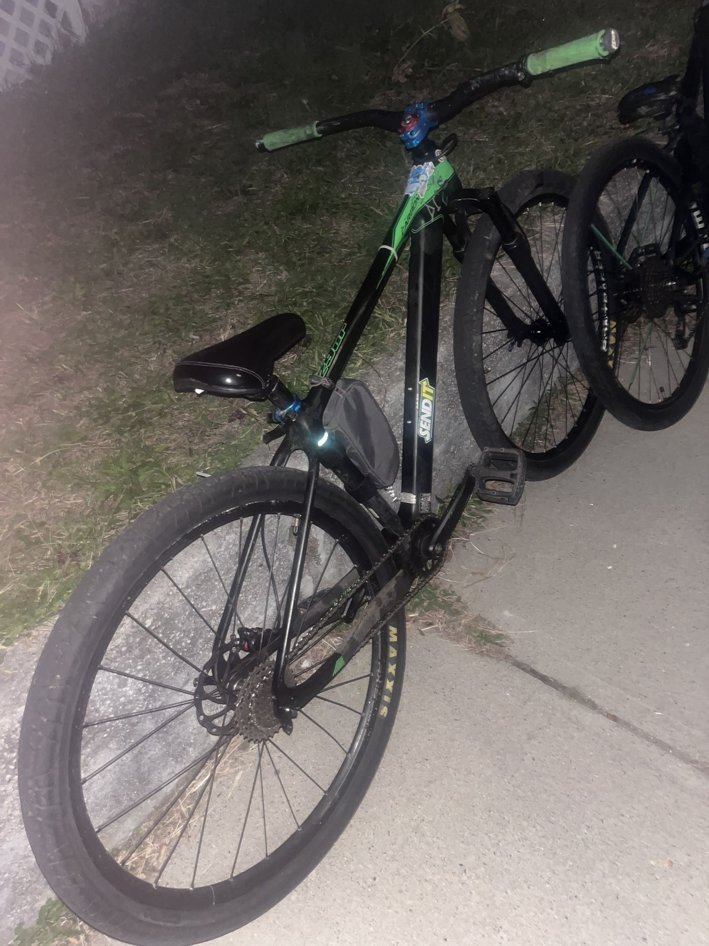 Wheelie Bike Trades,cash