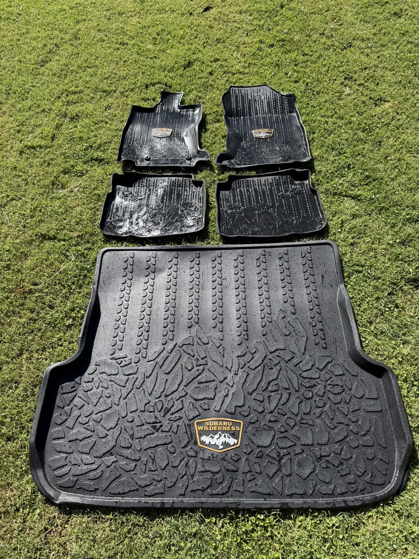 All-weather Floor Mats – Subaru Outback