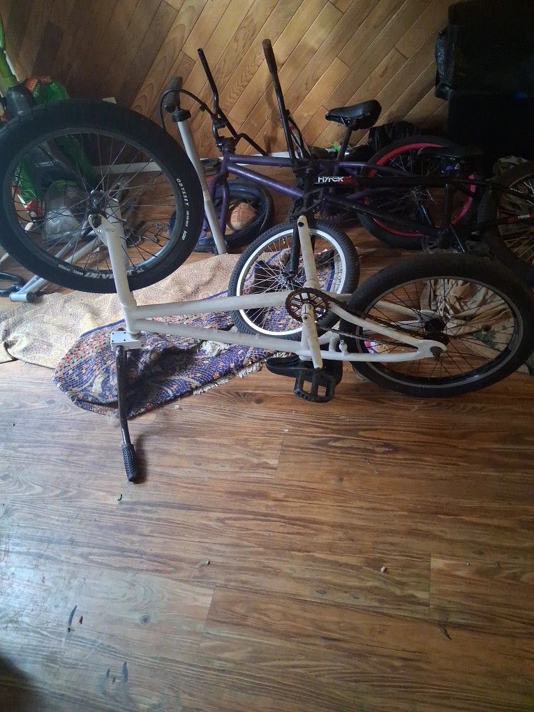 Is specialized b m x