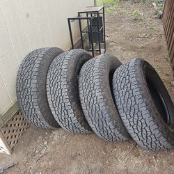 BF Goodrich 265 70R17