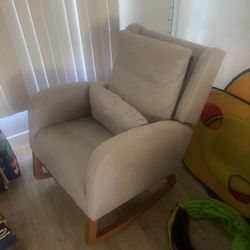Rocking Chair 