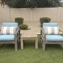 Pottery barn Indio Lounge Chairs (2) and side table $600 OBO