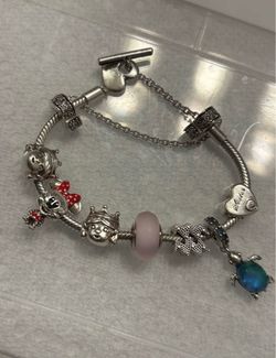 Charm bracelet