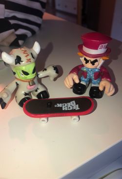 Action figures “NOT FOR SALE” •please read description!