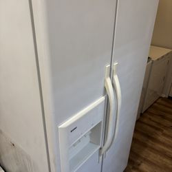 Kenmore Big  Fridge