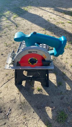 Makita Circular Saw Works Perfect $70