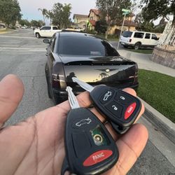 Llaves De Autos / Car Keys And Remotes 