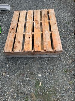 2 wood Pallets and 3 half wood  pallets free