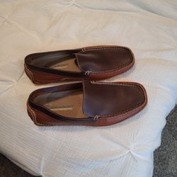 men's 10M Rockport slip ons